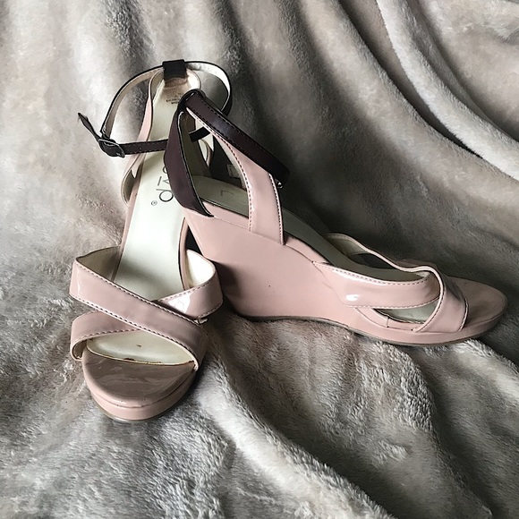 Wedges - Picture 2 of 3